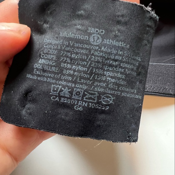 Lululemon Booby Bracer Full Support Adjustable Sports Bra - 38DD Black - Picture 6 of 6